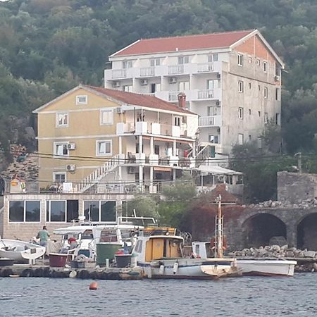 Apartments Porto Bjelila Tivat Exteriér fotografie