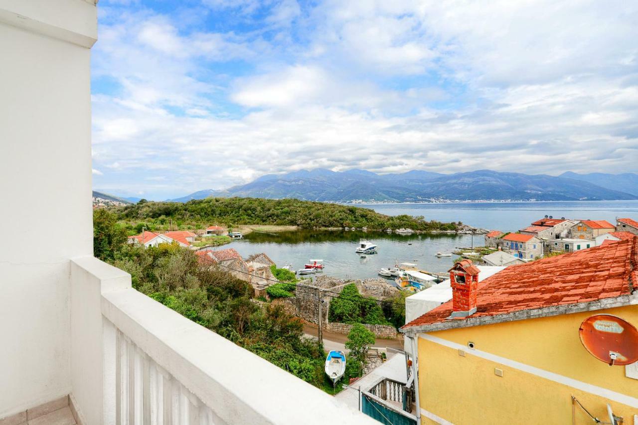 Apartments Porto Bjelila Tivat Exteriér fotografie